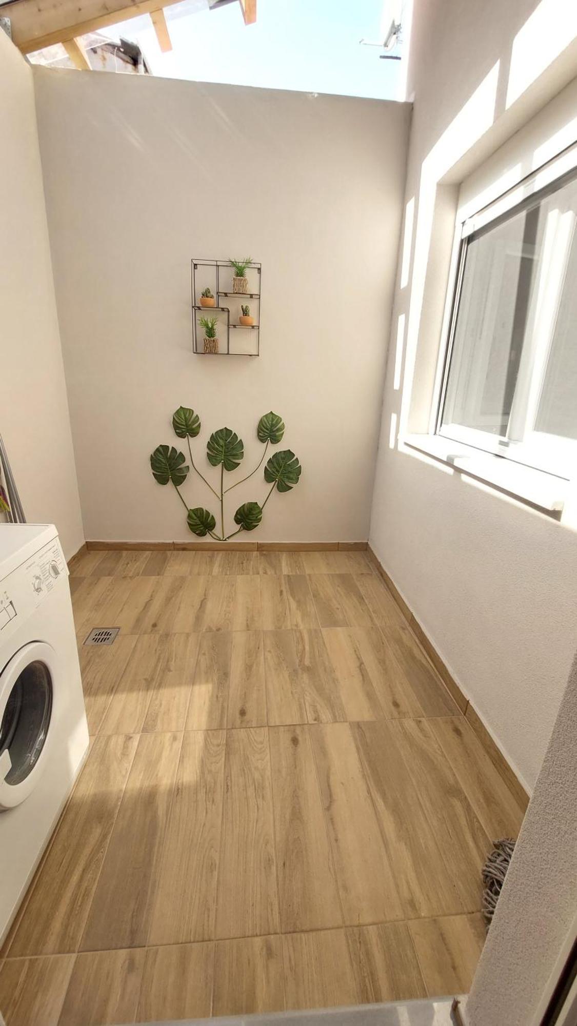Ria'S Gardenview Apartment Yanya Dış mekan fotoğraf